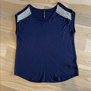 Design Lab navy tank top